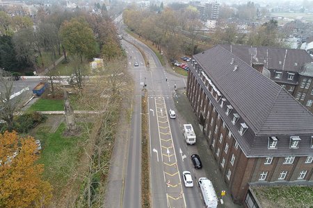 Blick Freiheitsstr. zur Kreuzung Bahnhofstraße in Richtung Süchteln/Dülken - Stand: 16.11.2021