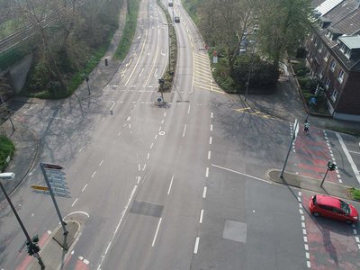 Blick stadteinwärts zur Kreuzung Bahnhofstraße Stand 08.04.2019